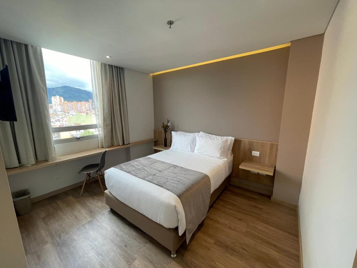 Em Hotel Corferias Embajada Americana ボゴタ エクステリア 写真